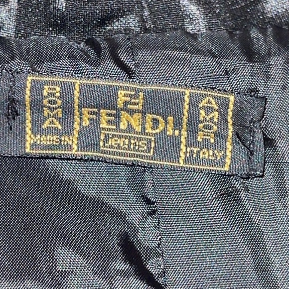 Preloved Fendi black long coat with hood FF logo pristine condition size M - Picture 8 of 11